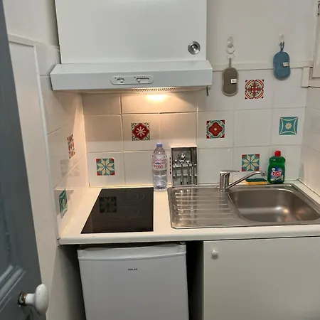 Apartment Proche Champs Elysee 8e Paris