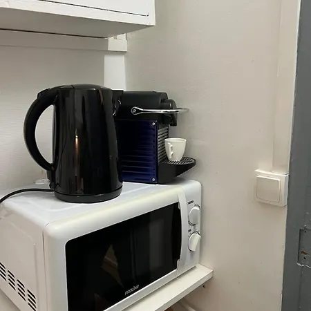 Proche Champs Elysee 8e