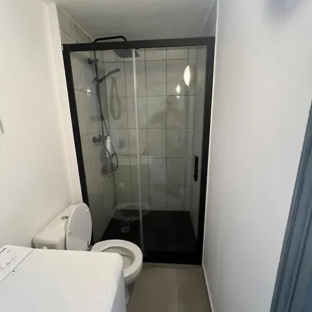 Proche Champs Elysee 8e Daire *