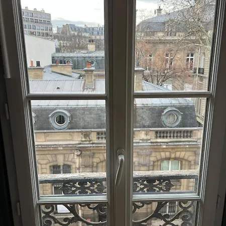 Apartment Proche Champs Elysee 8e