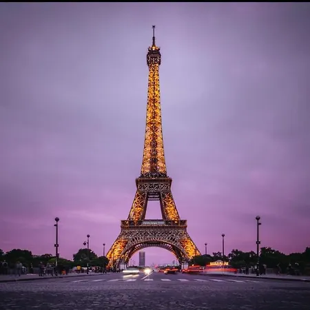 Apartment Proche Champs Elysee 8e Paris