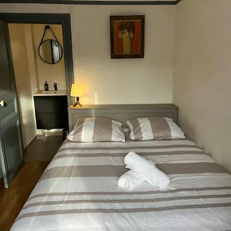 Apartment Proche Champs Elysee 8e